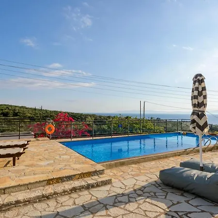 Villa Majestic Chateau - Spectacular Seascapes & Pool *