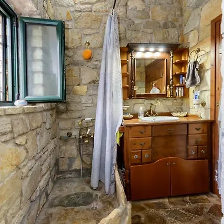 Majestic Chateau - Spectacular Seascapes & Pool Βίλα