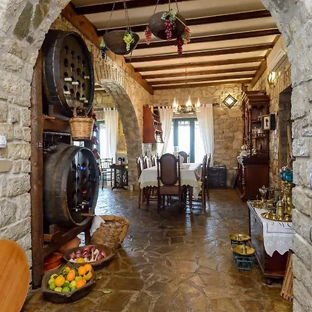 Villa Majestic Chateau - Spectacular Seascapes & Pool Kalamata