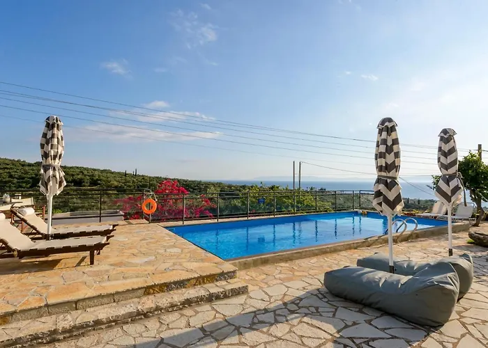 Villa Majestic Chateau - Spectacular Seascapes & Pool *