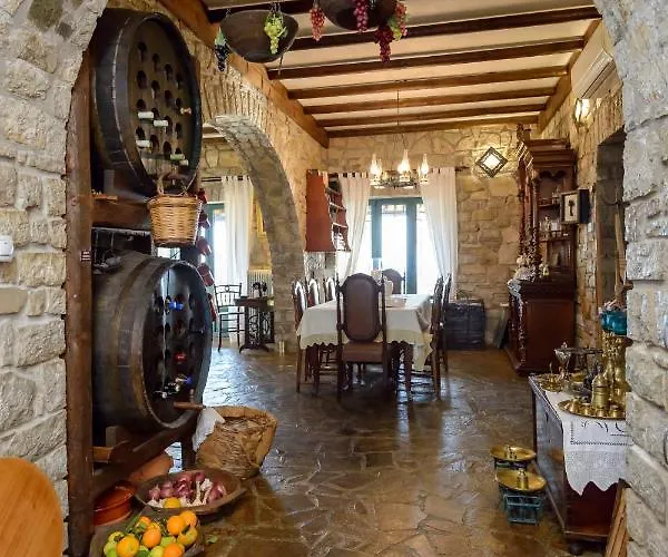 Villa Majestic Chateau - Spectacular Seascapes & Pool Calamata