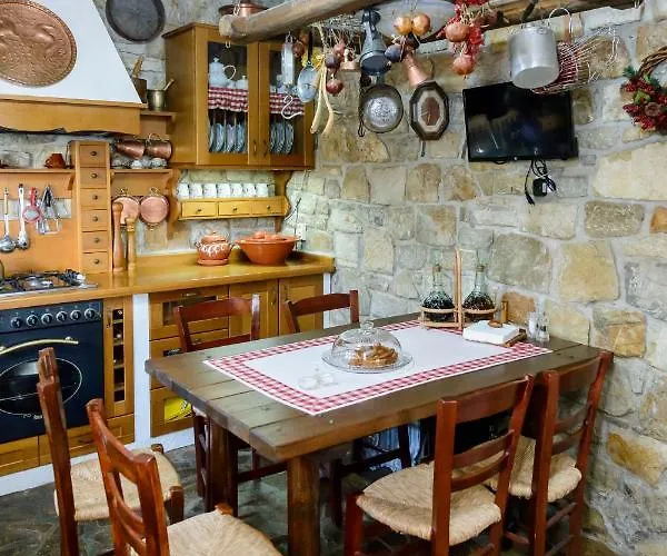 Villa Majestic Chateau - Spectacular Seascapes & Pool