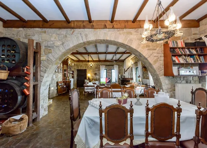 Villa Majestic Chateau - Spectacular Seascapes & Pool